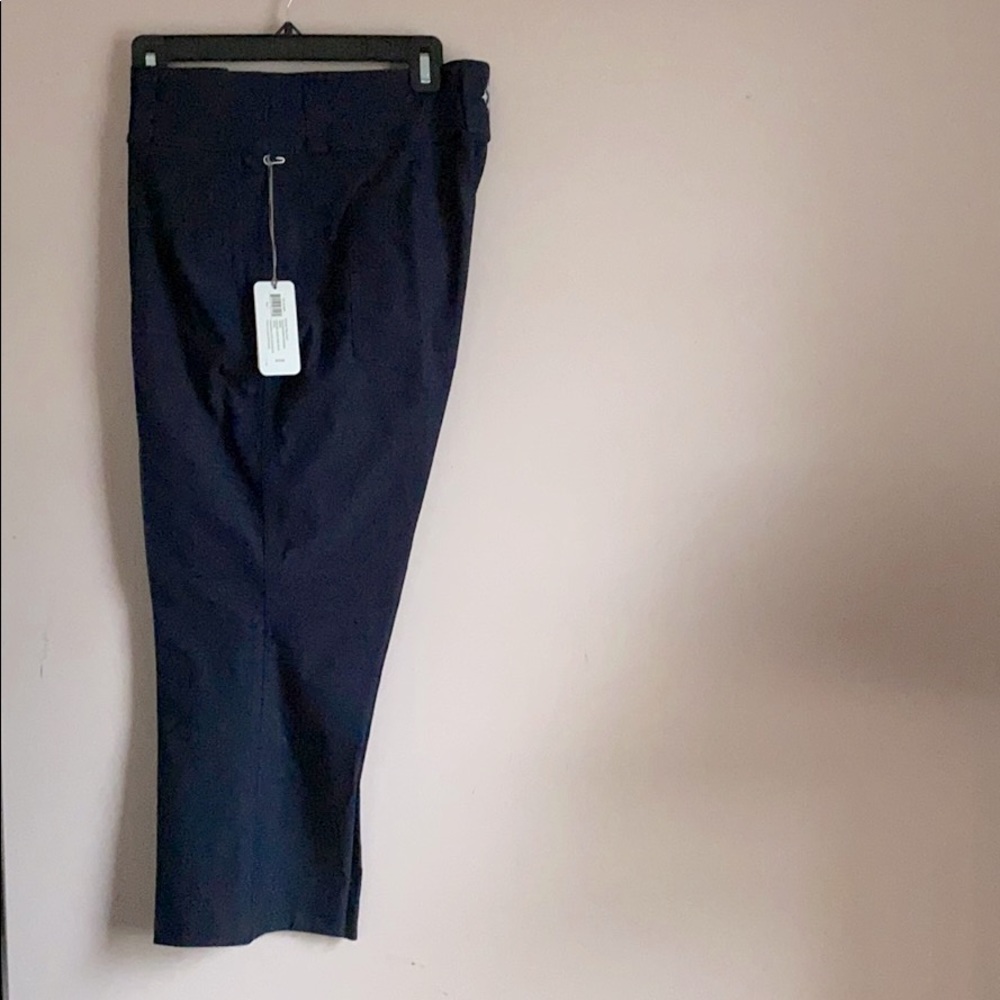 JoFit Navy Slimmer Flare Capri Golf/Leisurewear